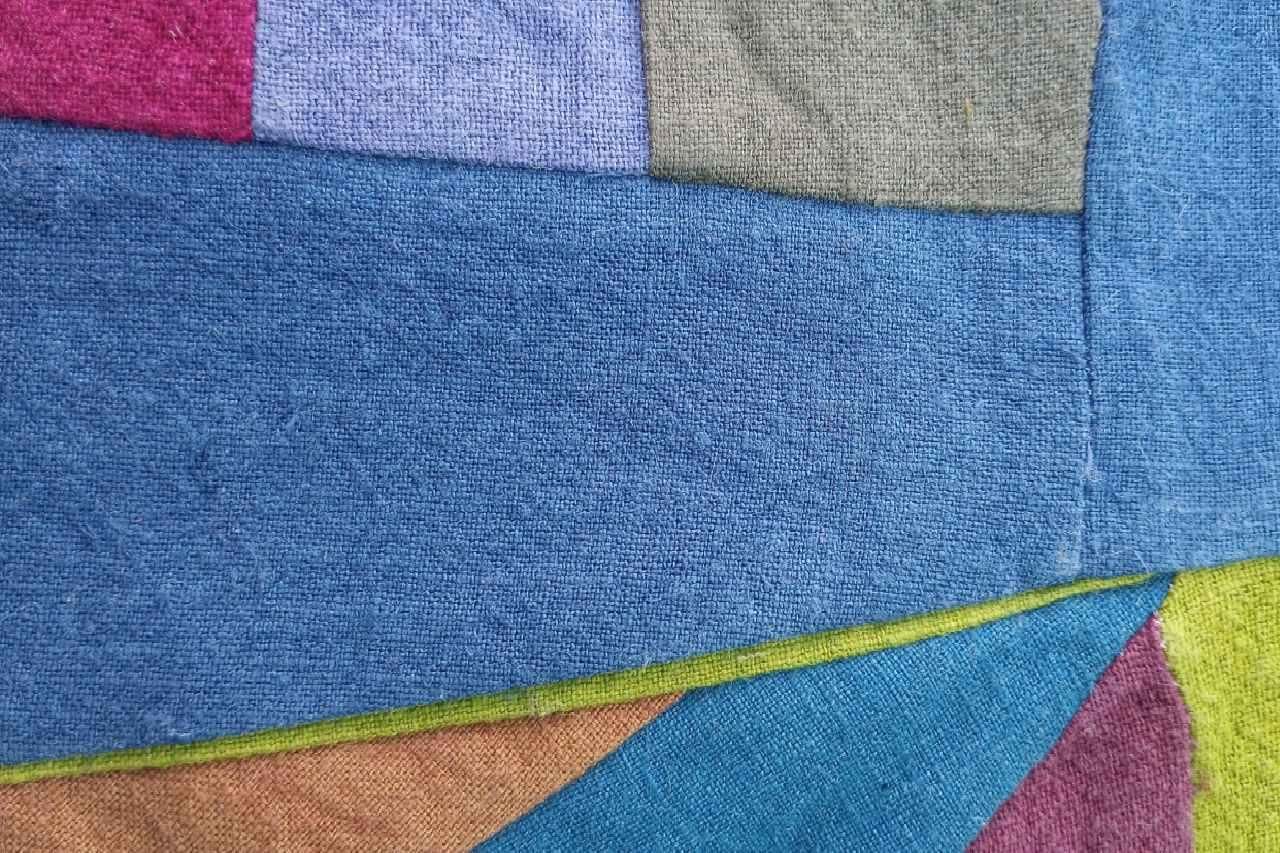Fashion with pieces of cloth: Patchwork